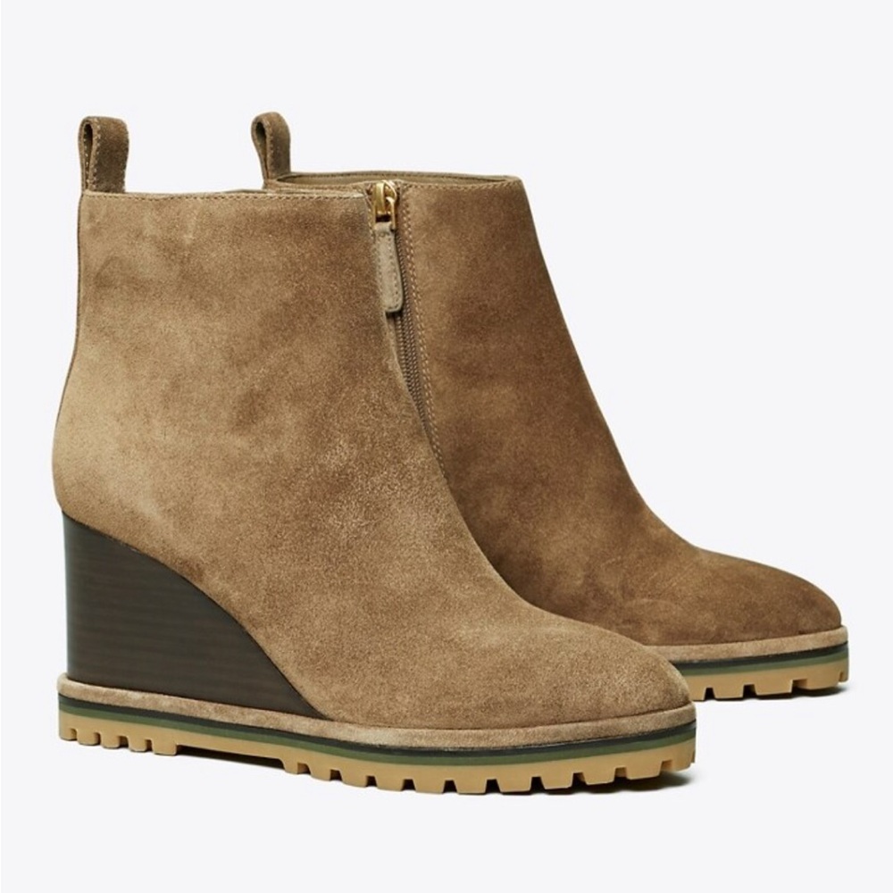 Tory Burch River Rock Tan Suede Wedge Ankle Boots Women’s Size 8